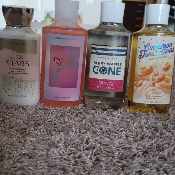 Bath & Body Works Shower Gels and Lotion - Picture 2 of 2